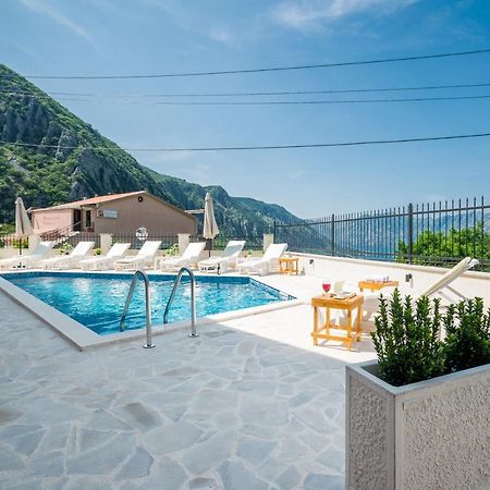 Апартаменти Boka Bay Котор Екстер'єр фото